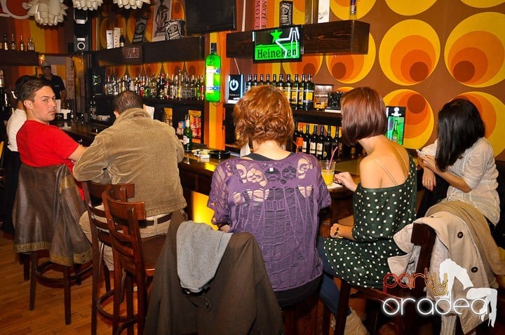 Party în Juice, Juice