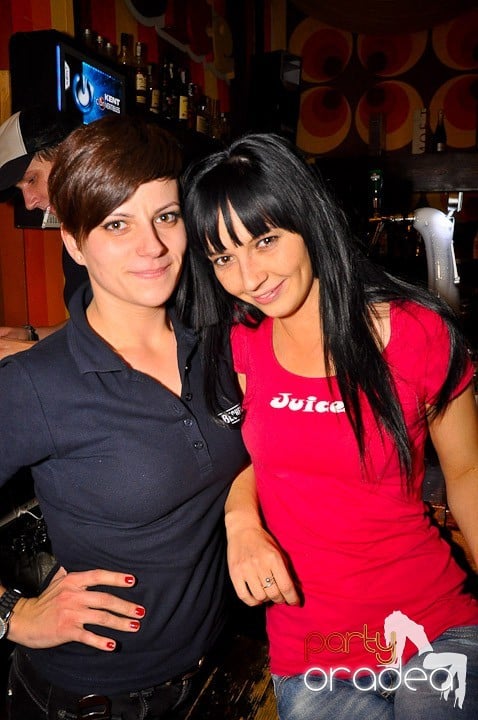 Party în Juice, Juice