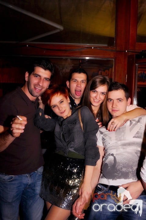 Party în Juice, Juice