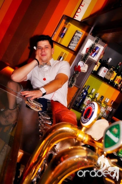 Party în Juice, Juice