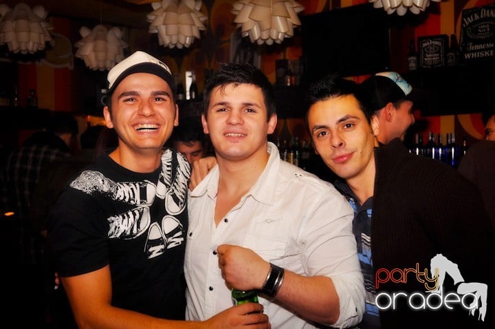 Party în Juice, Juice