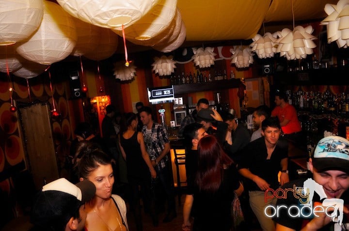 Party în Juice, Juice