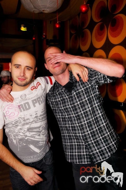 Party în Juice, Juice