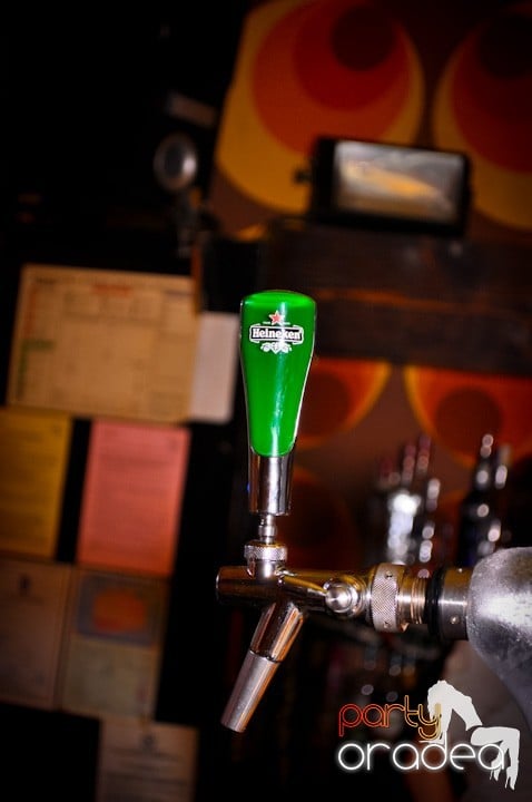 Party în Juice, Juice