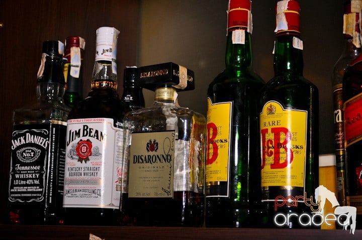 Party în Juice, Juice