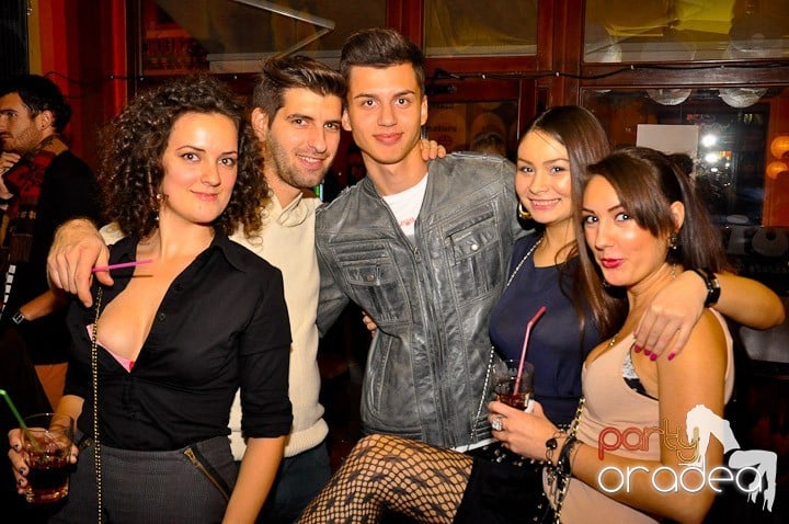 Party în Juice, Juice