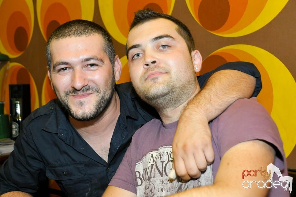 Party în Juice, Juice