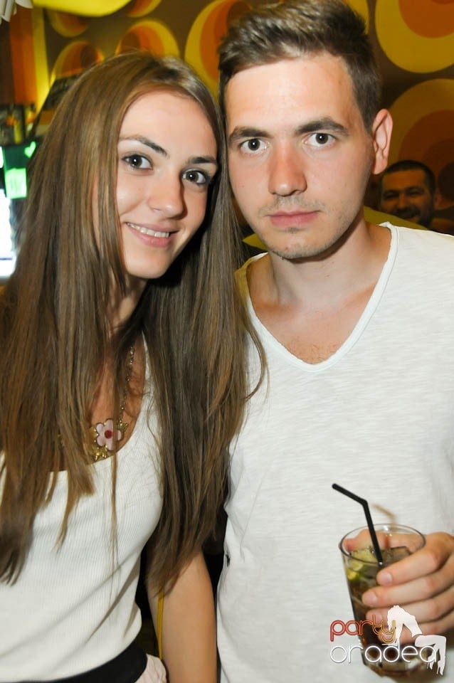 Party în Juice, Juice