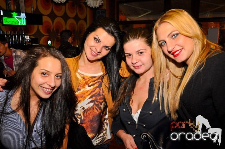 Party în Juice, Juice