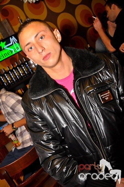 Party în Juice, Juice