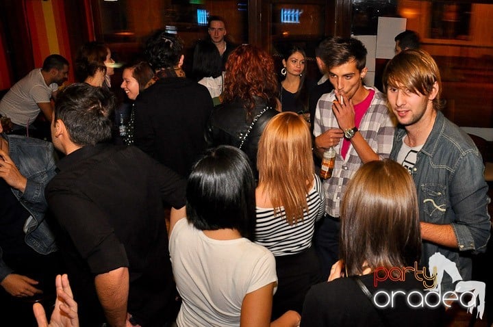 Party în Juice, Juice