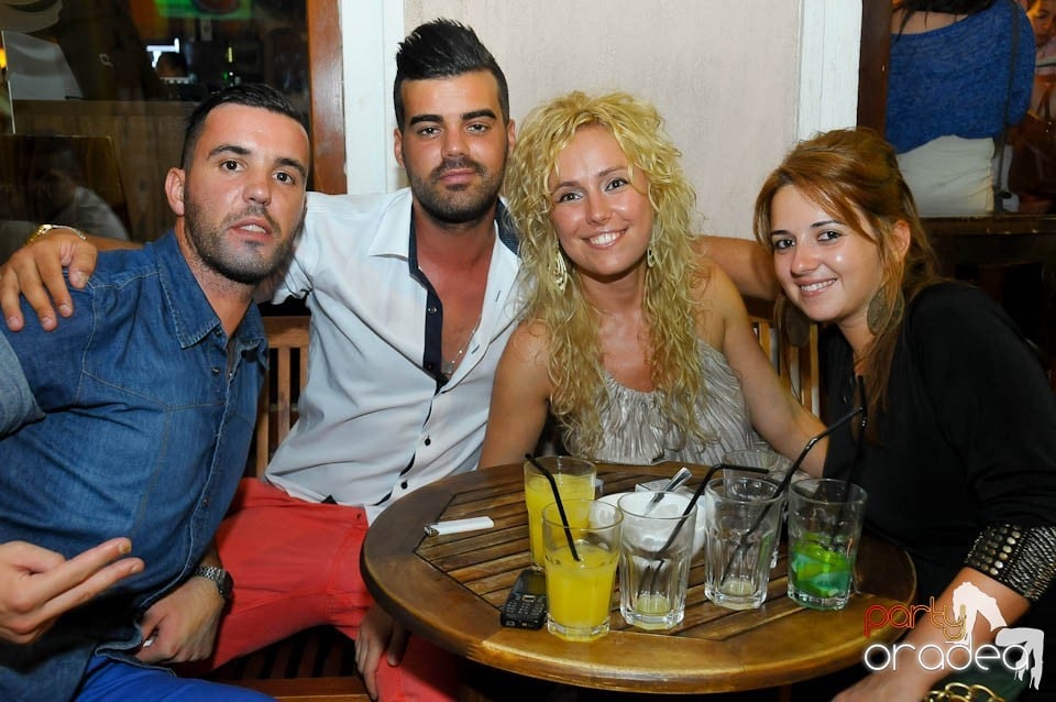 Party în Juice, Juice