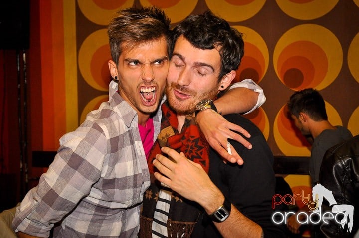 Party în Juice, Juice