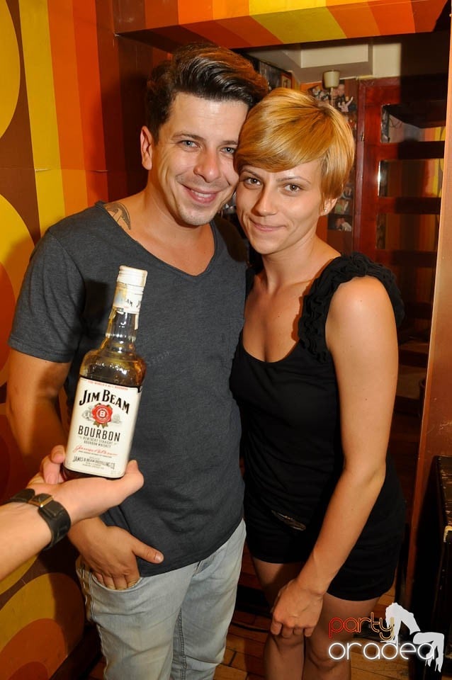 Party în Juice, Juice