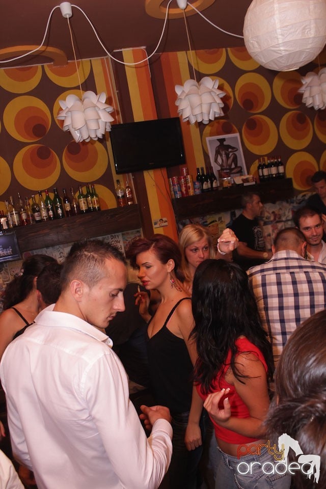 Party în Juice, Juice