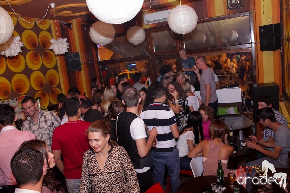 Party în Juice, Juice