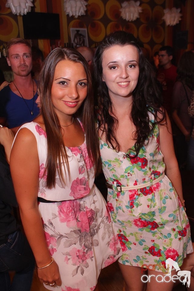 Party în Juice, Juice
