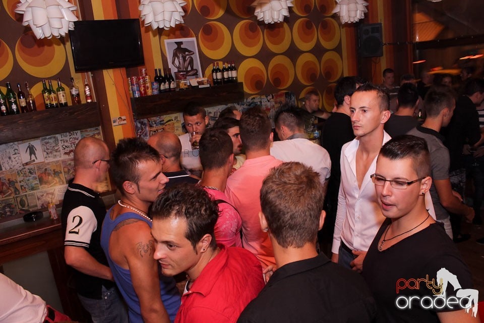 Party în Juice, Juice