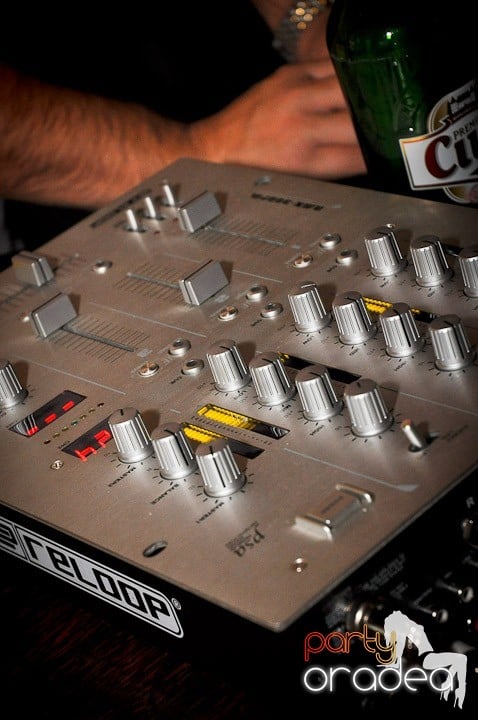 Party în Juice, Juice