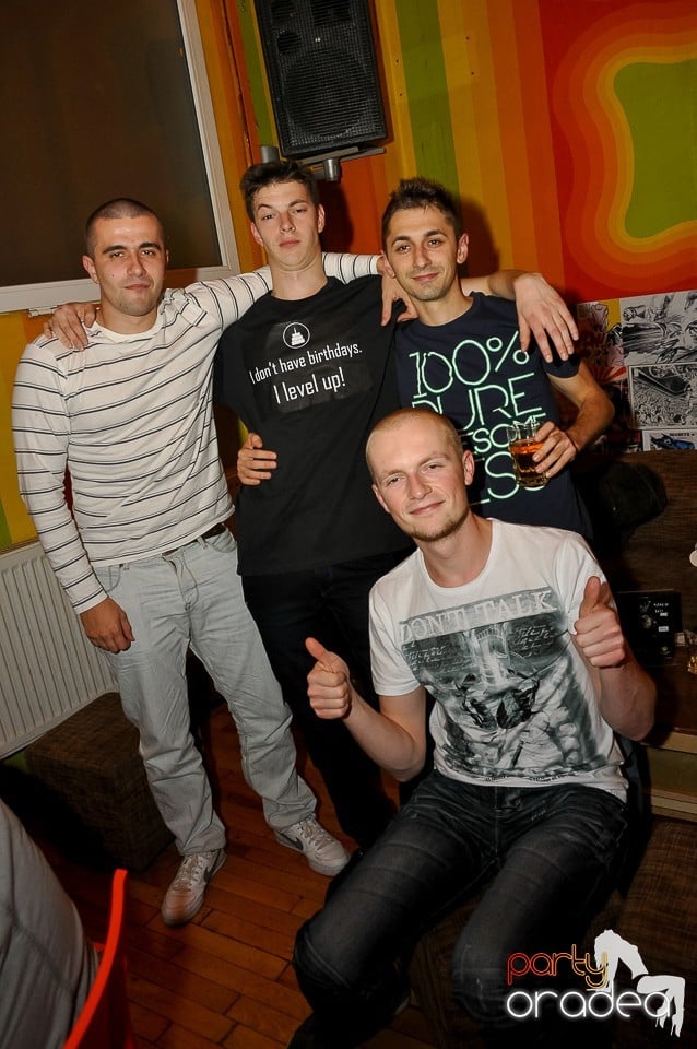 Party în Juice, Juice