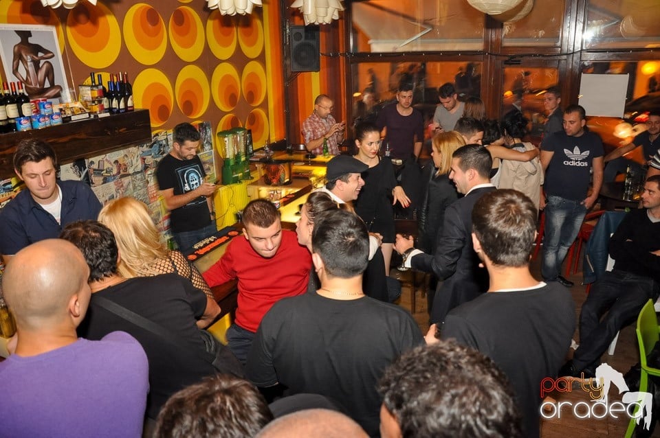 Party în Juice, Juice