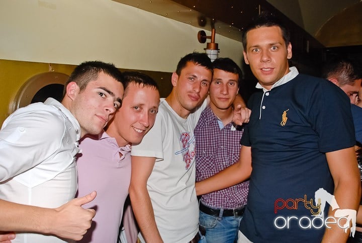 Party în Yellow Submarine, 