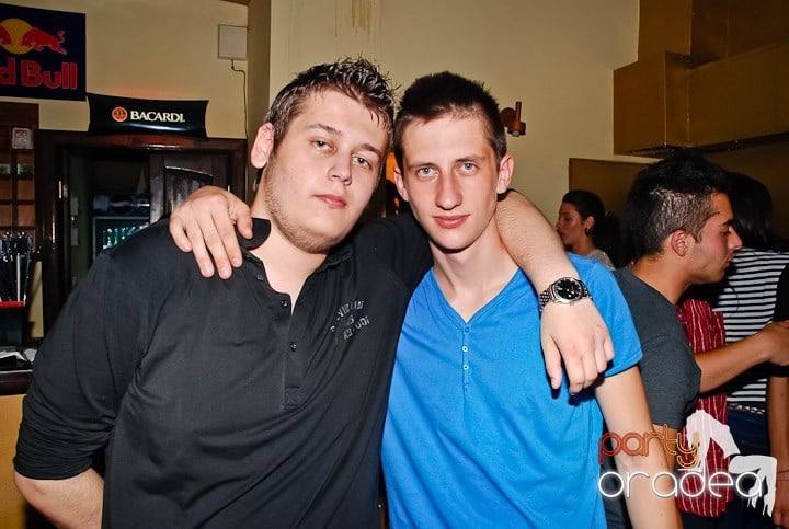 Party în Yellow Submarine, 