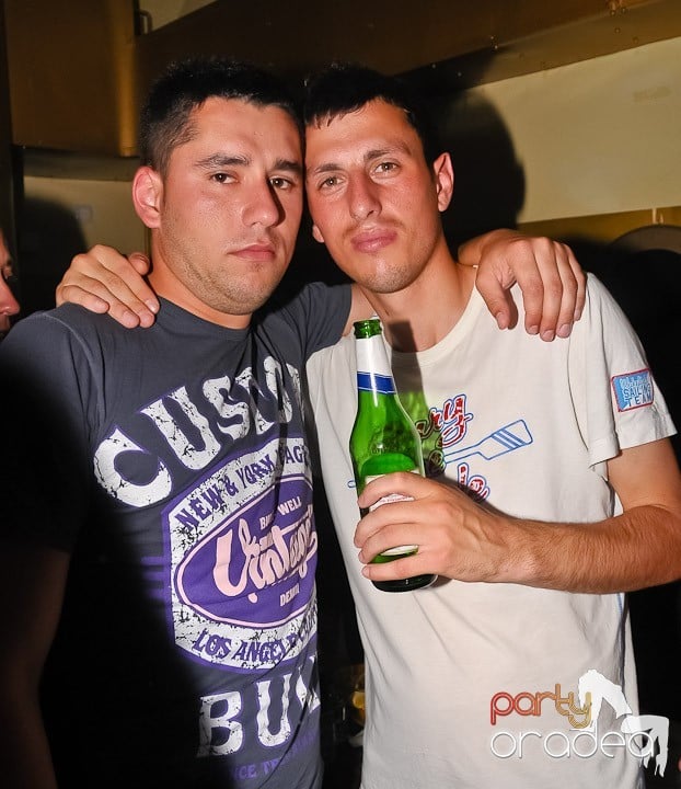 Party în Yellow Submarine, 