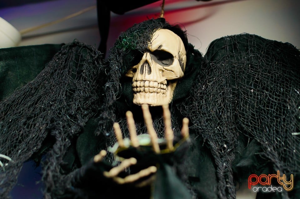 Party în Zona Club, 