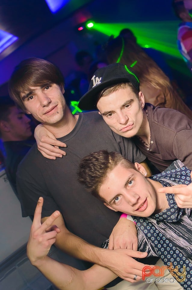 Party în Zona Club, 