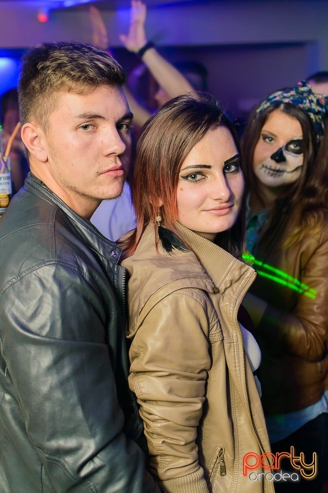 Party în Zona Club, 