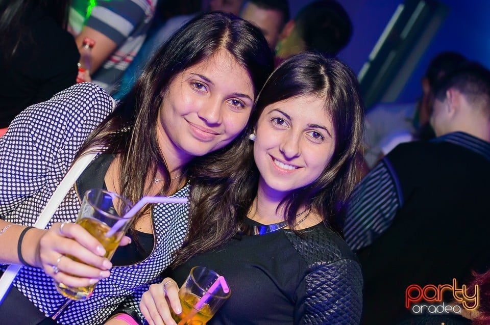 Party în Zona Club, 