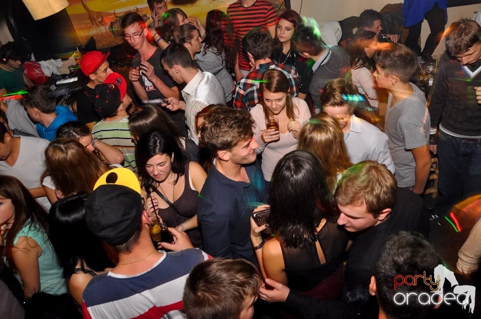 Party în Zulu Caffe, Zulu Caffe