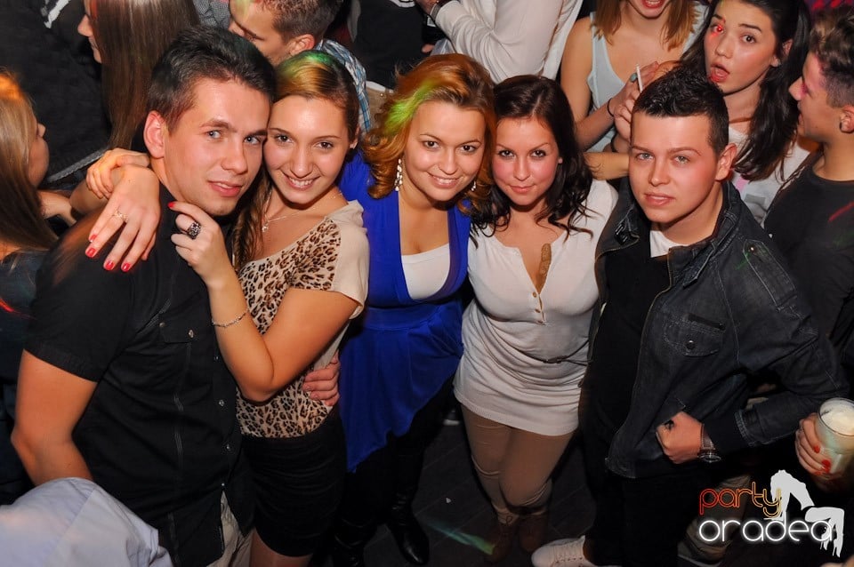 Party în Zulu Caffe, Zulu Caffe