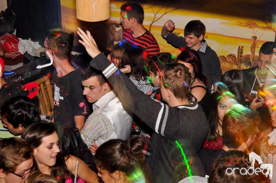 Party în Zulu Caffe, Zulu Caffe