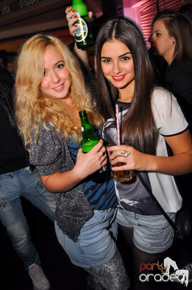 Party în Zulu Caffe, Zulu Caffe