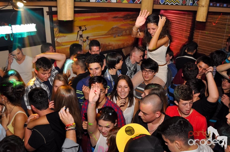 Party în Zulu Caffe, Zulu Caffe