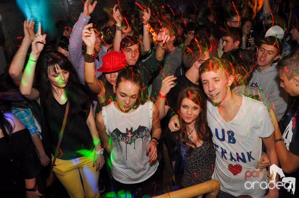 Party în Zulu Caffe, Zulu Caffe