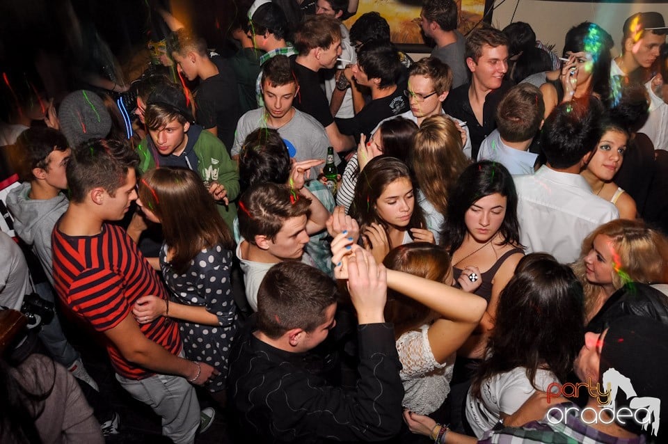 Party în Zulu Caffe, Zulu Caffe