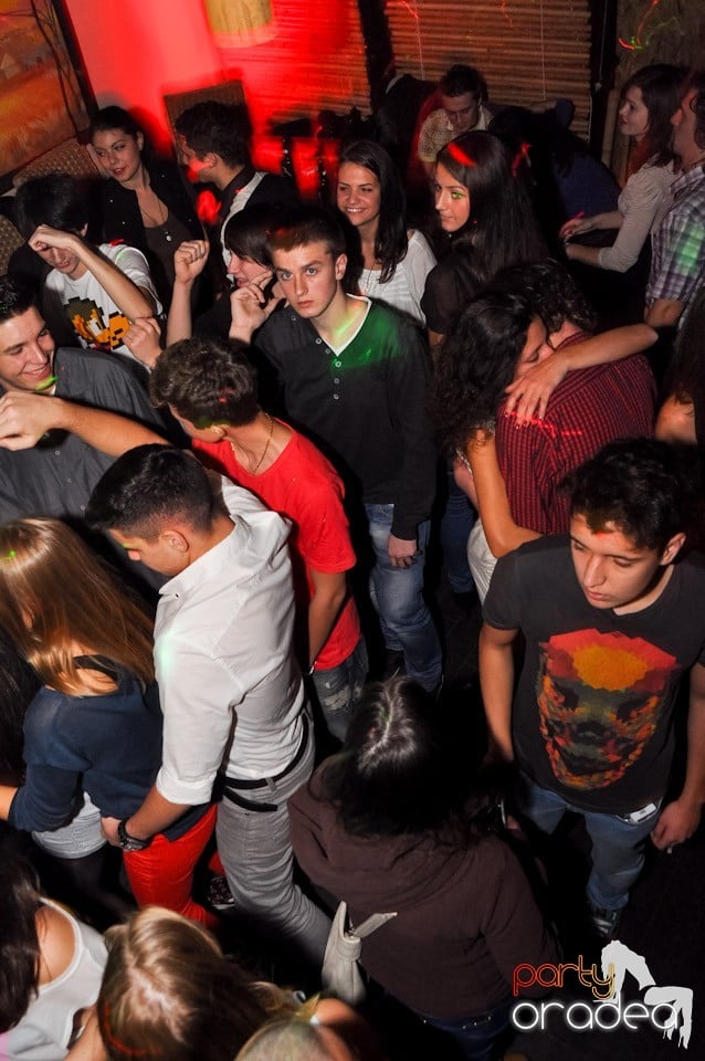 Party în Zulu Caffe, Zulu Caffe