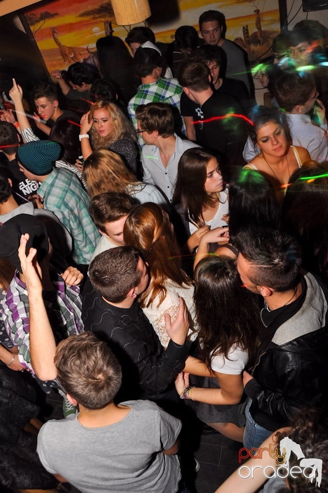 Party în Zulu Caffe, Zulu Caffe