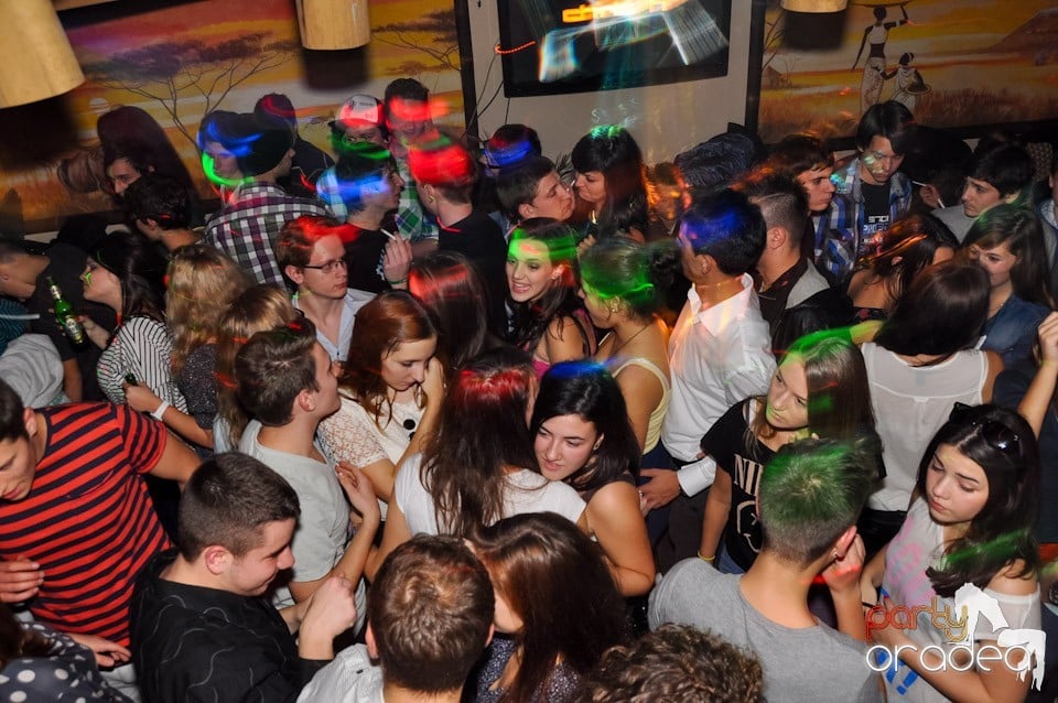 Party în Zulu Caffe, Zulu Caffe