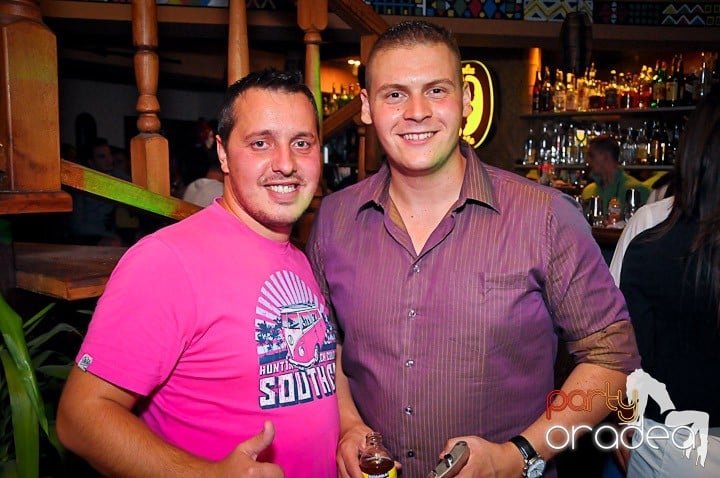 Party în Zulu Caffe, Zulu Caffe