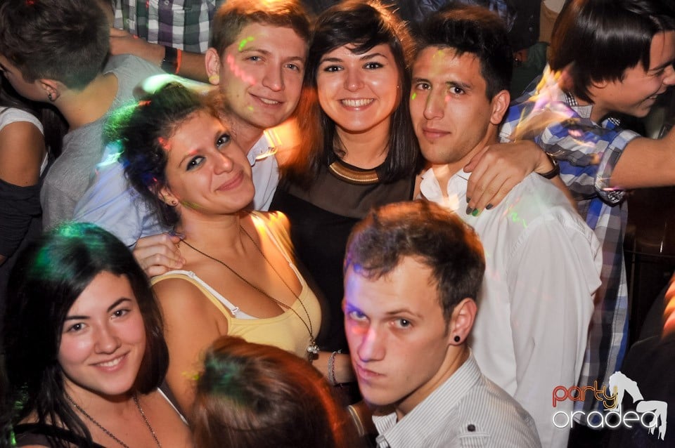 Party în Zulu Caffe, Zulu Caffe