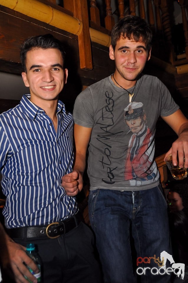 Party în Zulu Caffe, Zulu Caffe