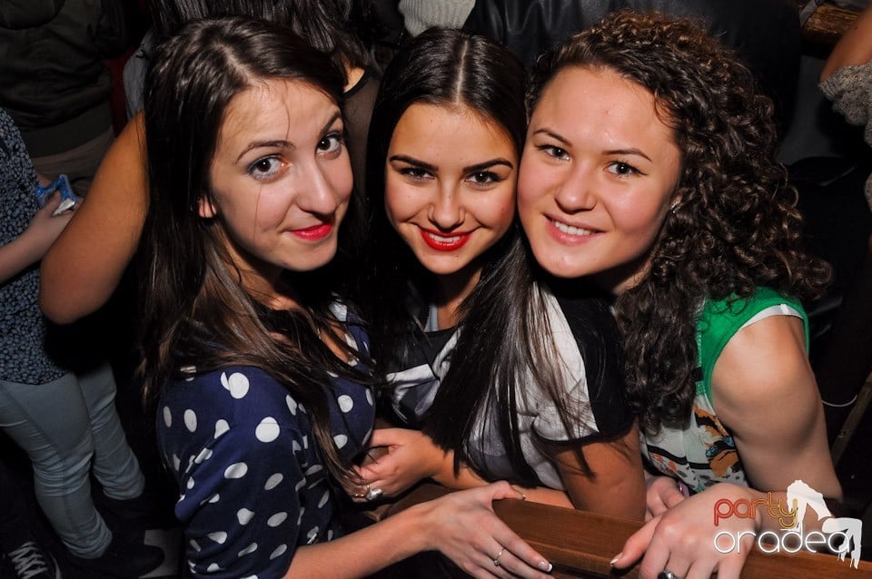 Party în Zulu Caffe, Zulu Caffe