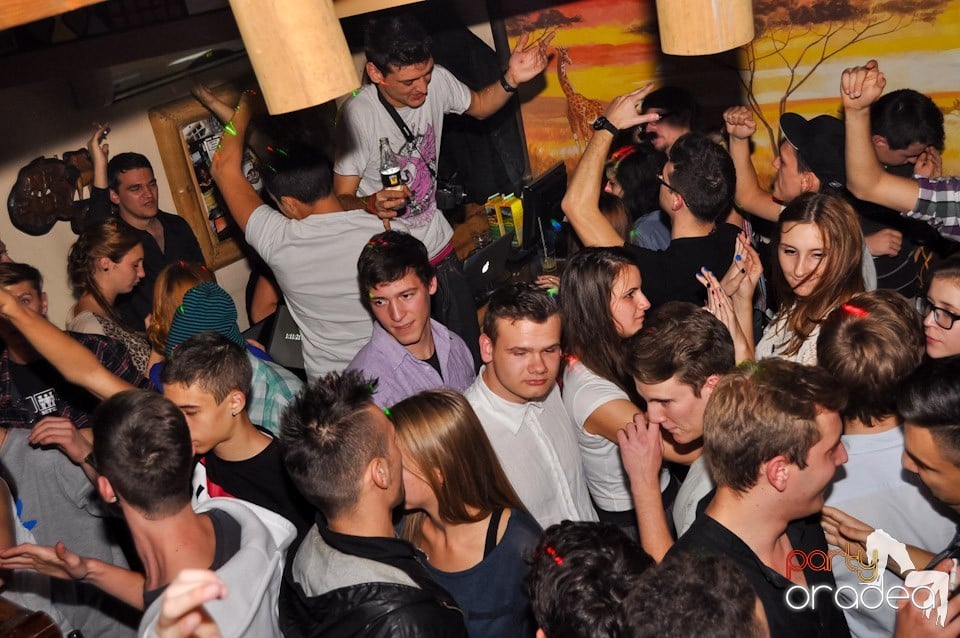 Party în Zulu Caffe, Zulu Caffe