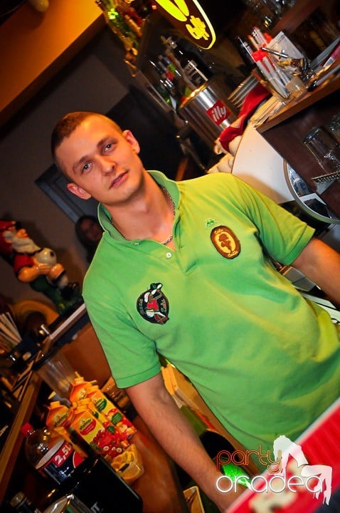 Party în Zulu Caffe, Zulu Caffe