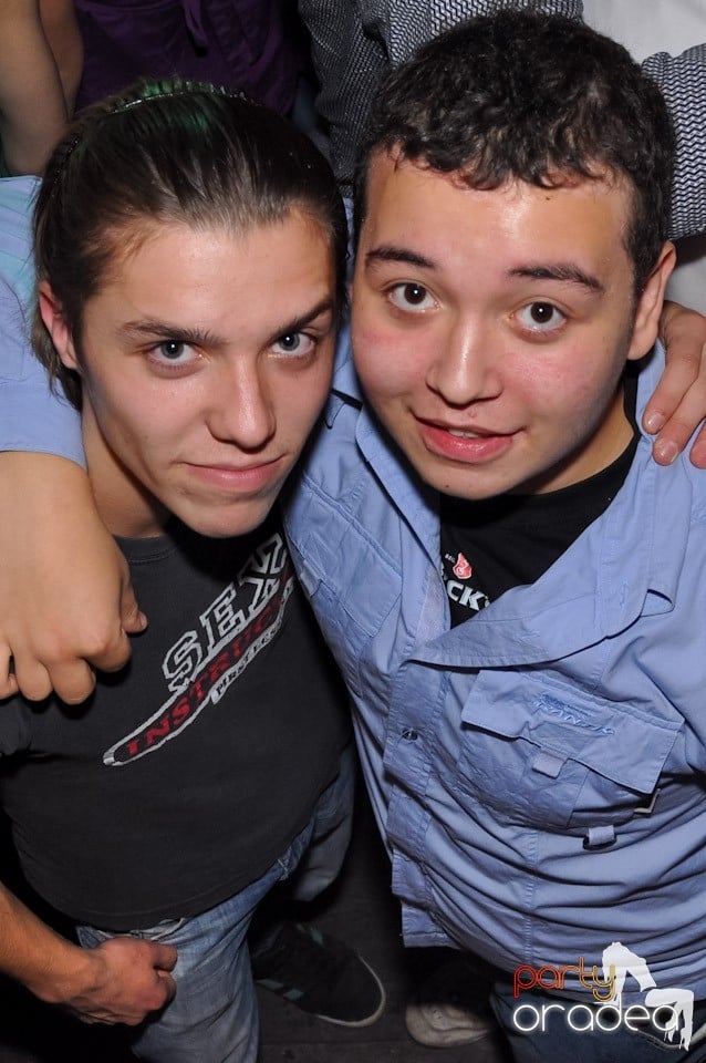 Party în Zulu Caffe, Zulu Caffe