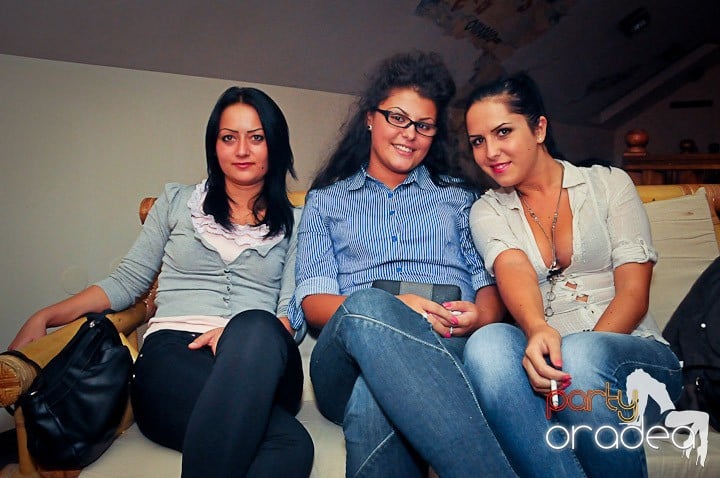 Party în Zulu Caffe, Zulu Caffe